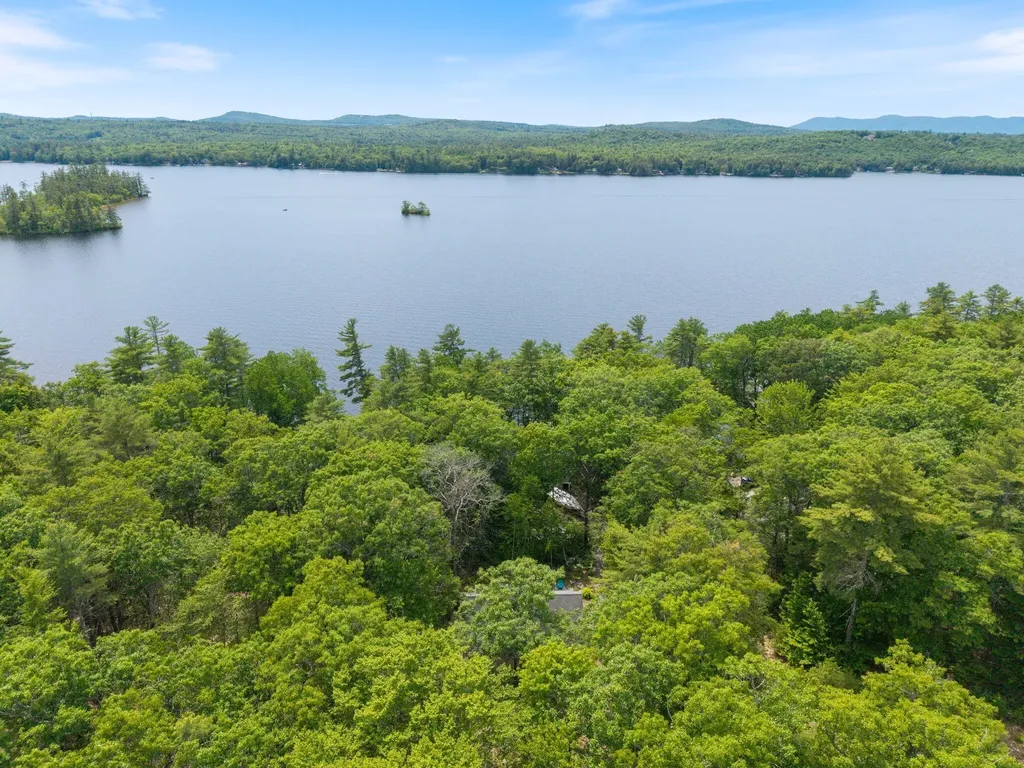 154 Mountain View Road Naples ME 04055