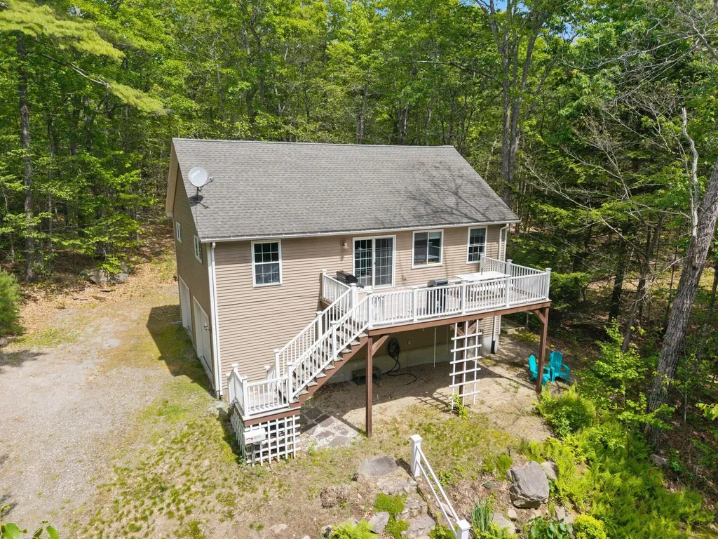 154 Mountain View Road Naples ME 04055