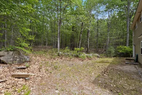 154 Mountain View Road Naples ME 04055