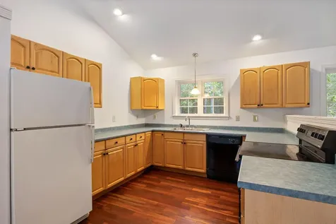 154 Mountain View Road Naples ME 04055