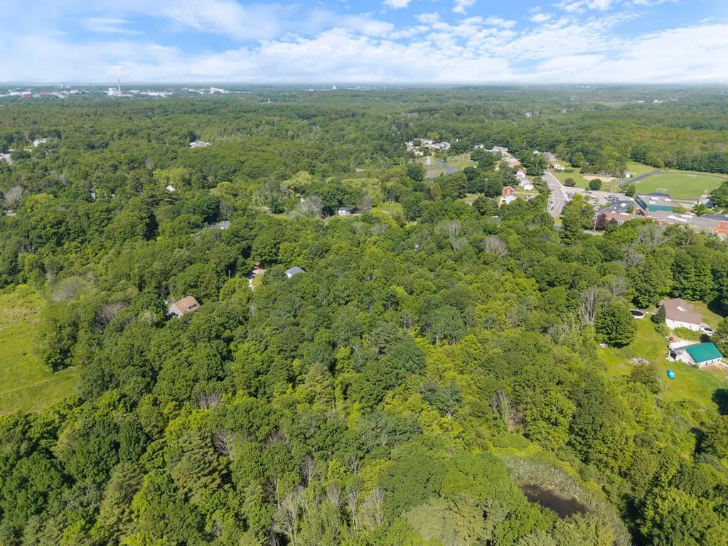 6 Applegate Lane Kittery ME 03904