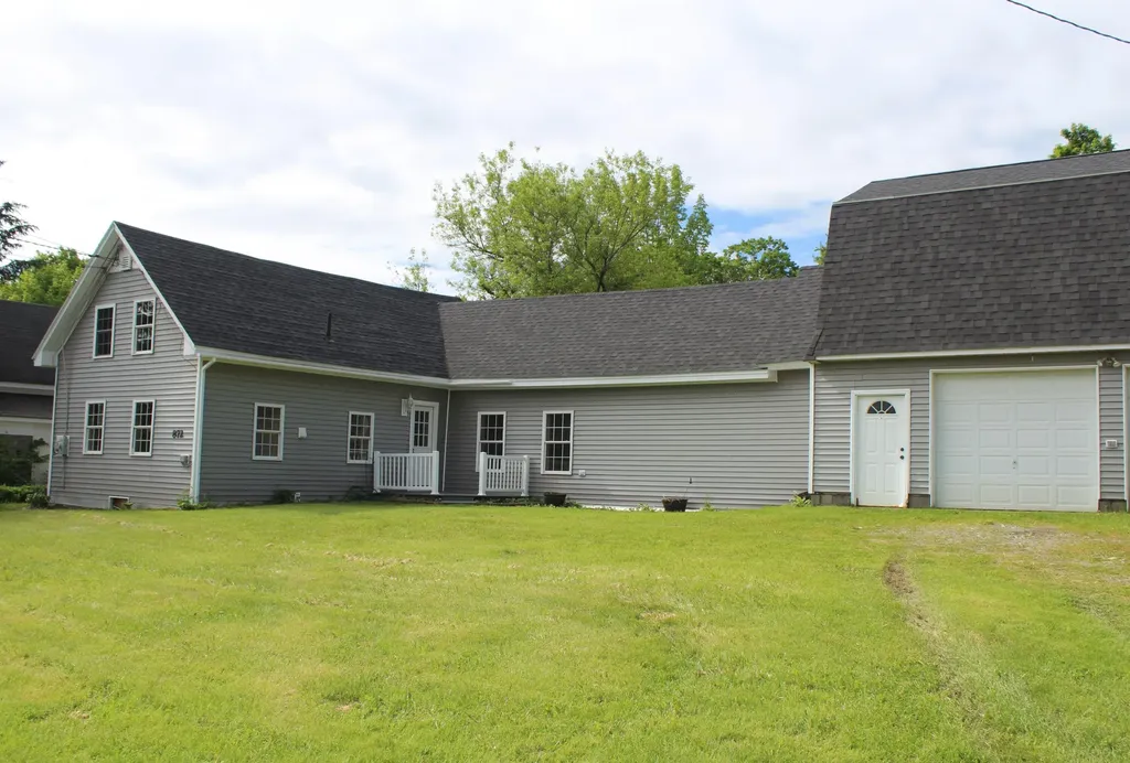 872 Main Road W Carmel ME 04419