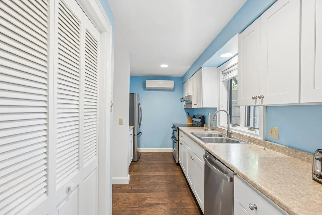 15 Constance Way Ogunquit ME 03907