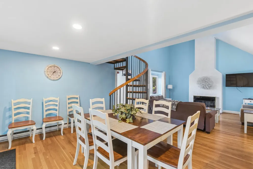 15 Constance Way Ogunquit ME 03907