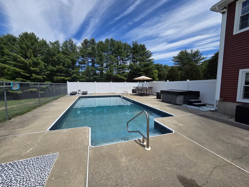 29 Deerfield Drive Sabattus ME 04280