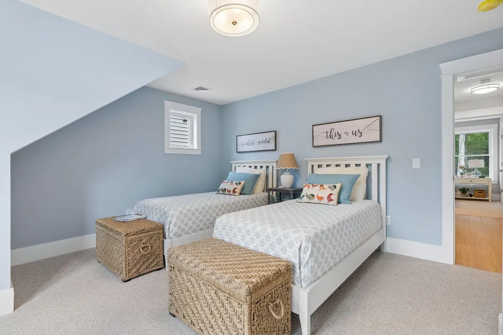 12 Creekside Court Kennebunk ME 04043
