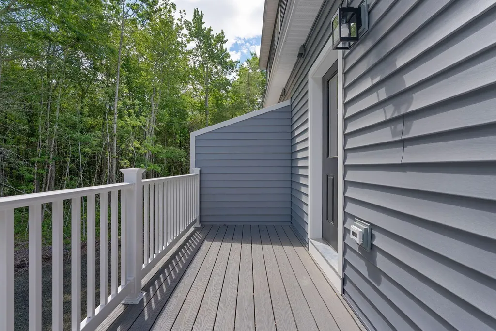 12 Creekside Court Kennebunk ME 04043