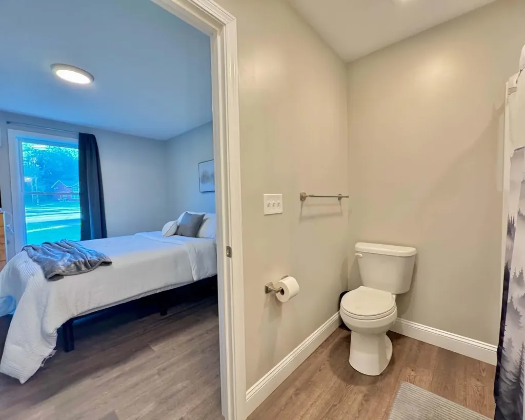 28 Coe Street Auburn ME 04210
