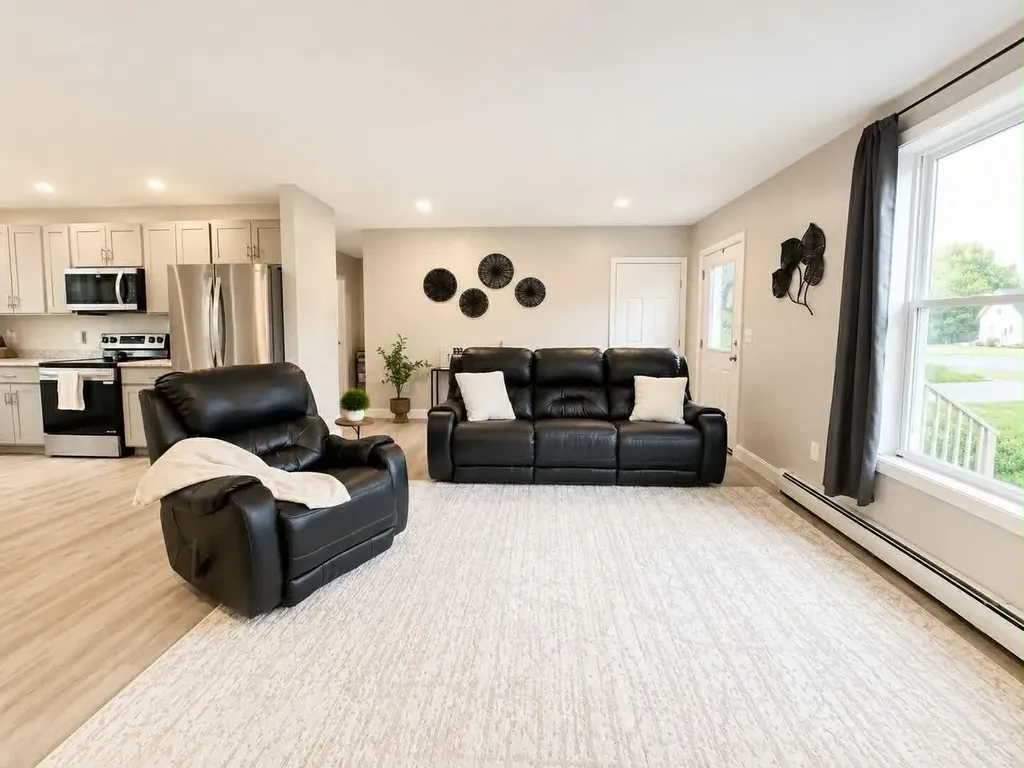 28 Coe Street Auburn ME 04210