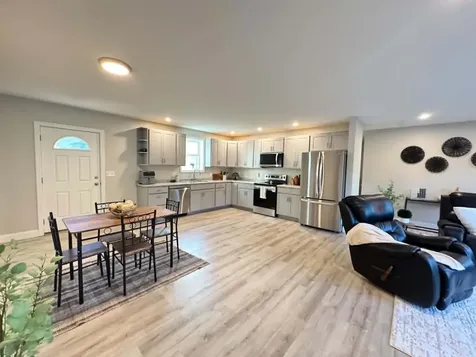 28 Coe Street Auburn ME 04210