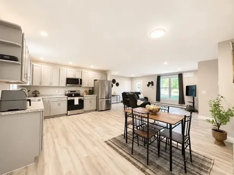 28 Coe Street Auburn ME 04210