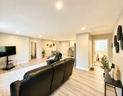 28 Coe Street Auburn ME 04210