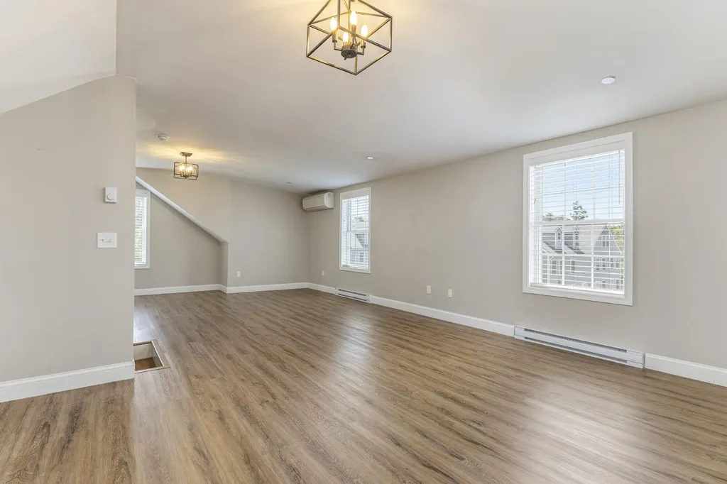 11 Smithwheel Road Old Orchard Beach ME 04064