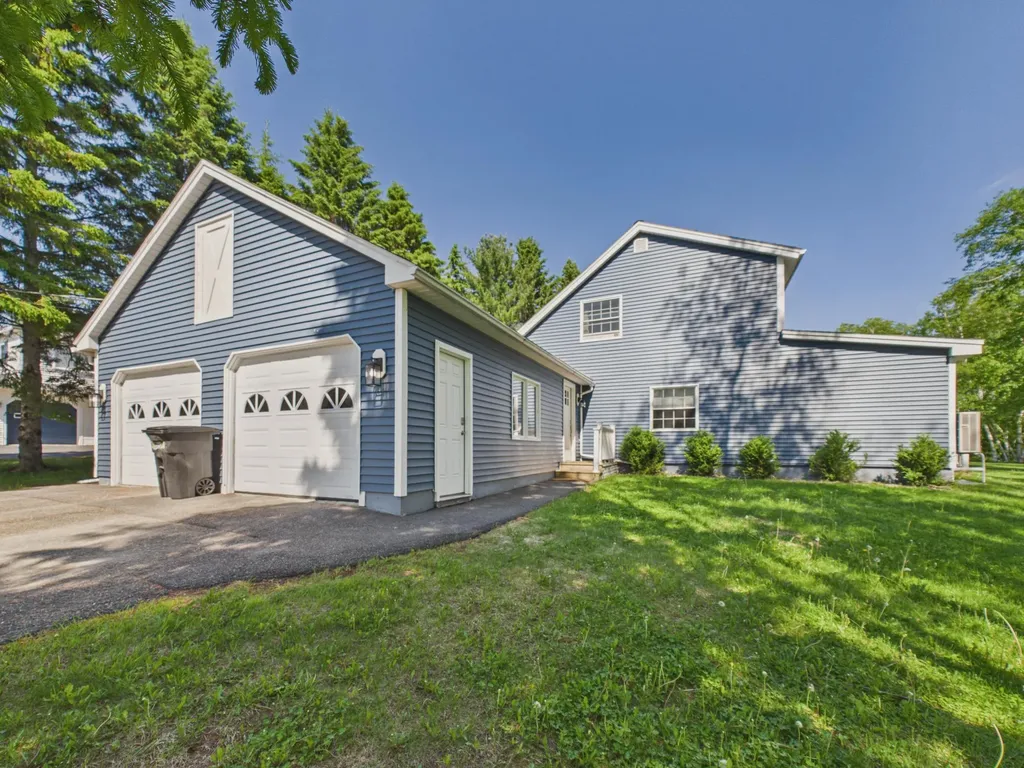 41 Lynn Drive Caribou ME 04736