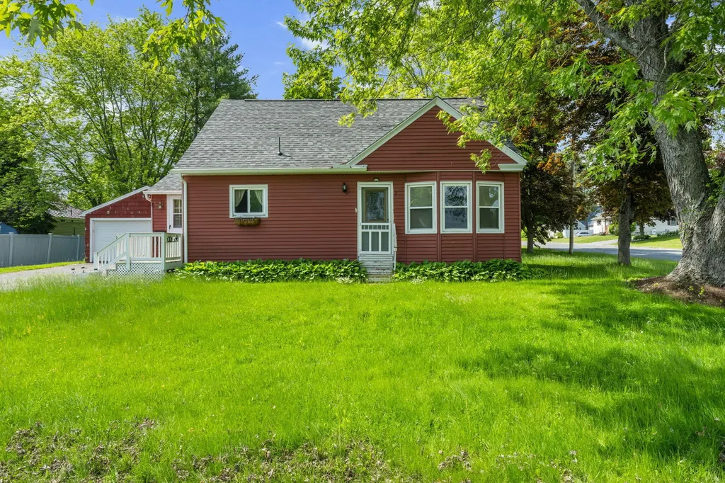 2 Lucille Avenue Winslow ME 04901