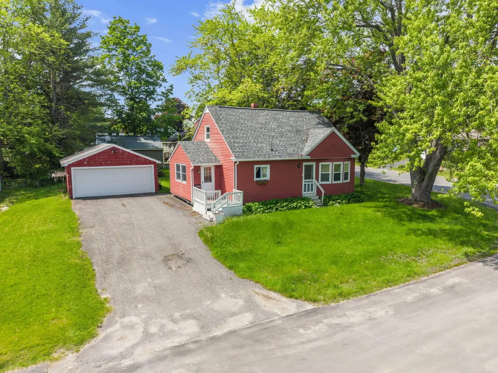 2 Lucille Avenue Winslow ME 04901