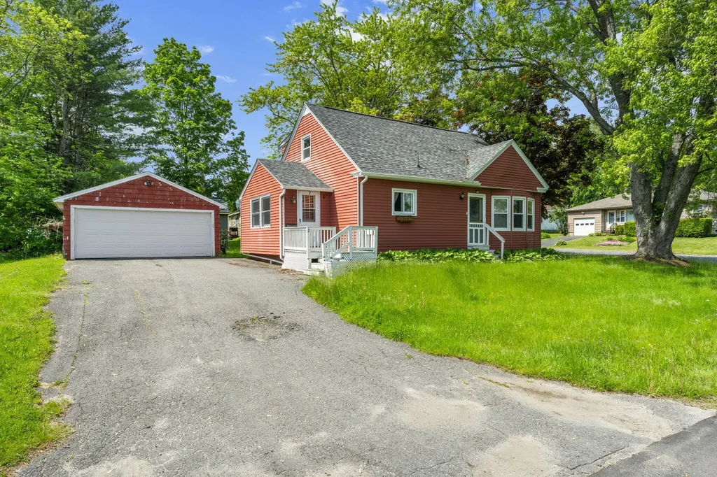 2 Lucille Avenue Winslow ME 04901