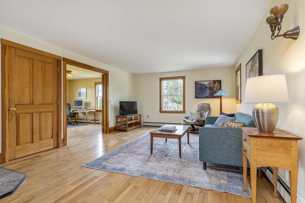 26 Runaround Pond Road Durham ME 04222