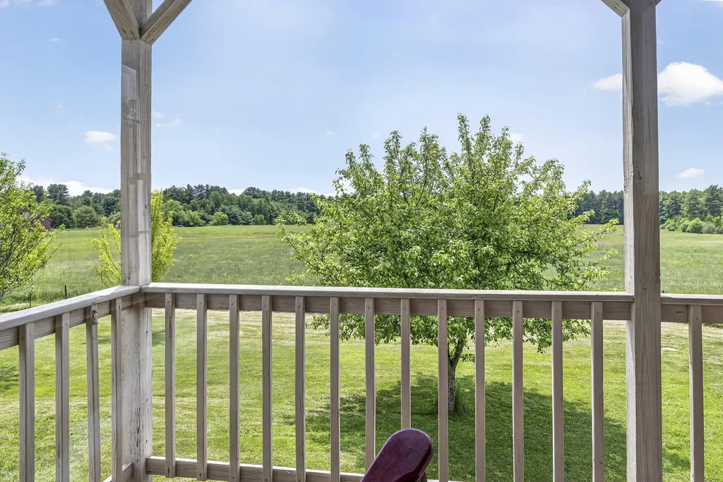 26 Runaround Pond Road Durham ME 04222