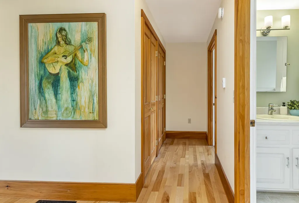 26 Runaround Pond Road Durham ME 04222