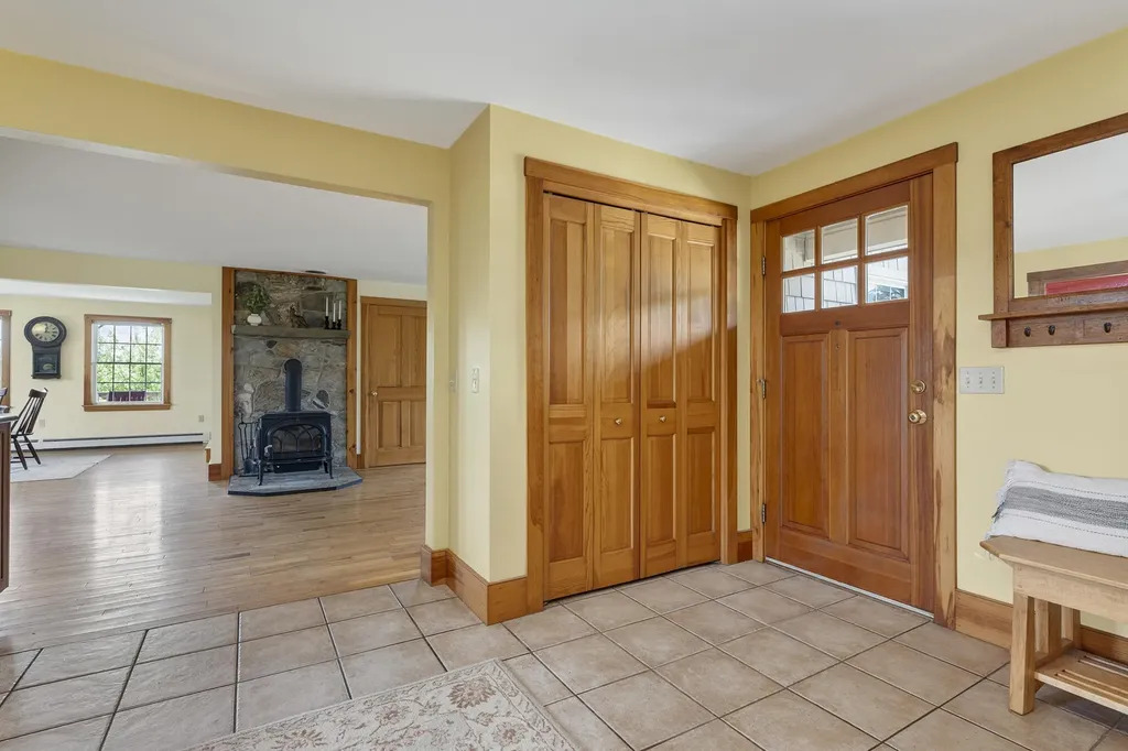 26 Runaround Pond Road Durham ME 04222