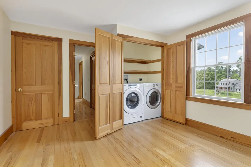 26 Runaround Pond Road Durham ME 04222