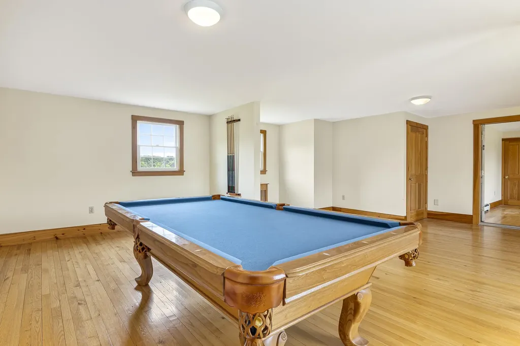 26 Runaround Pond Road Durham ME 04222