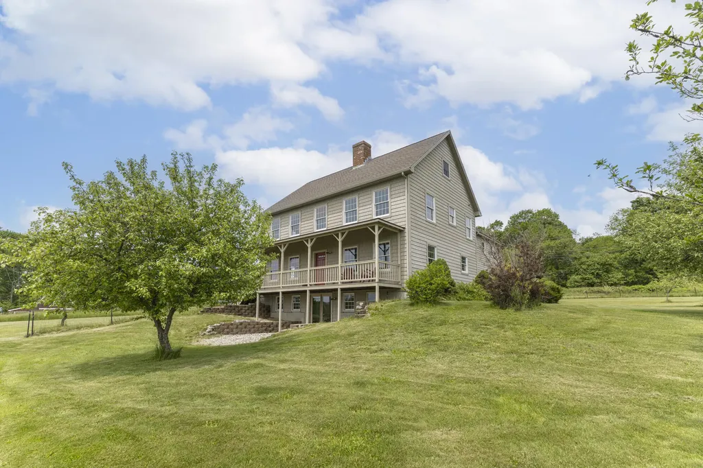 26 Runaround Pond Road Durham ME 04222