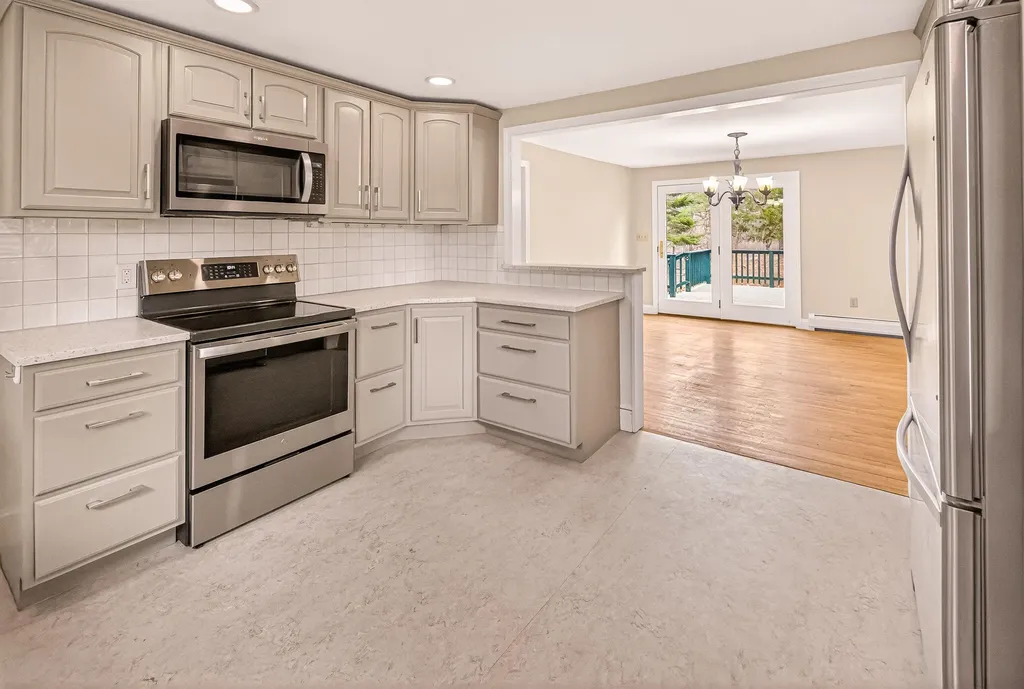 517 Summit Street Portland ME 04103