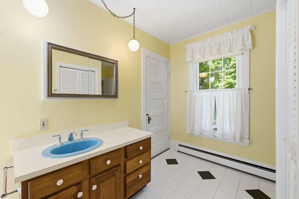 5 Cherry Lane Biddeford ME 04005