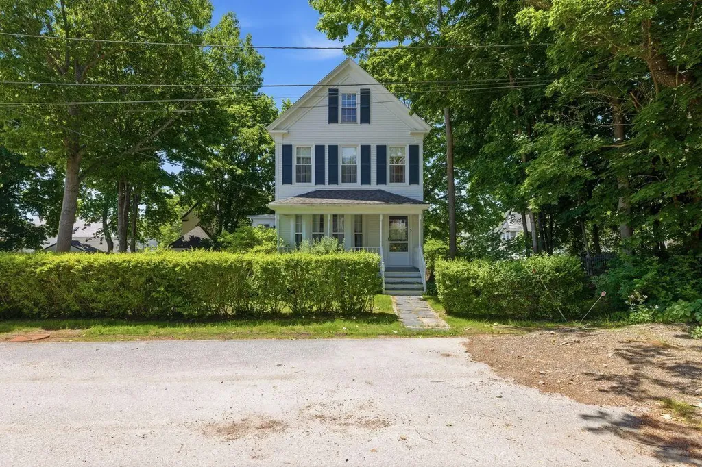 5 Cherry Lane Biddeford ME 04005