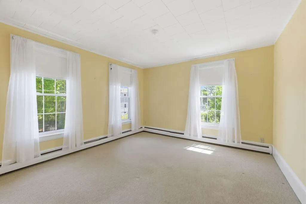 5 Cherry Lane Biddeford ME 04005