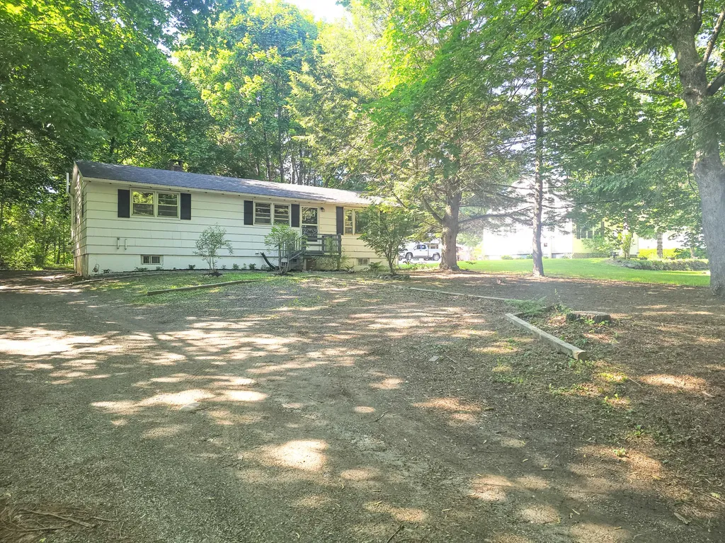 26 Old County Road Hampden ME 04444