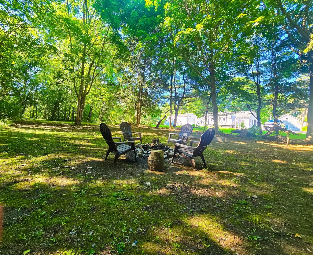 26 Old County Road Hampden ME 04444