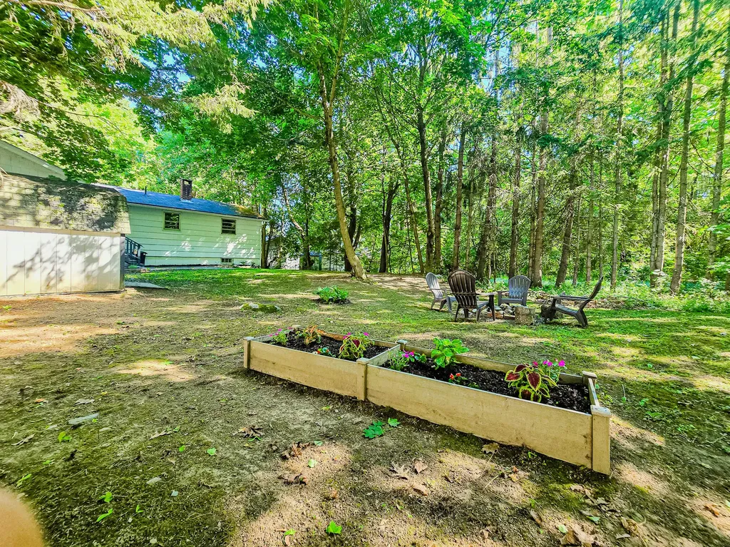 26 Old County Road Hampden ME 04444