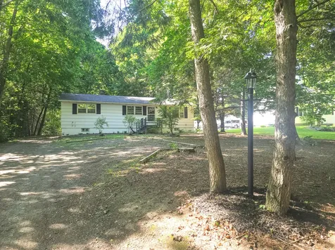 26 Old County Road Hampden ME 04444
