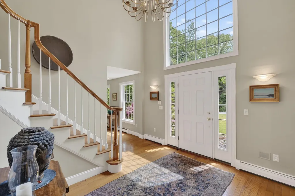 14 Summit Terrace Falmouth ME 04105