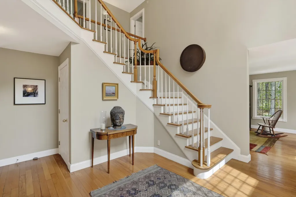 14 Summit Terrace Falmouth ME 04105
