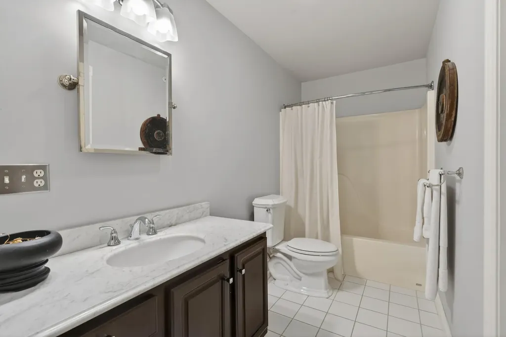 14 Summit Terrace Falmouth ME 04105