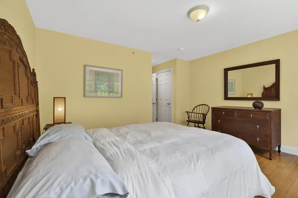 14 Summit Terrace Falmouth ME 04105
