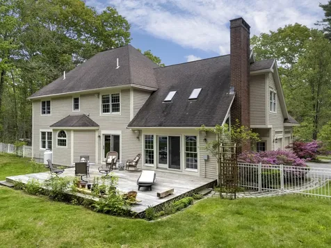 14 Summit Terrace Falmouth ME 04105