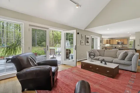 14 Summit Terrace Falmouth ME 04105