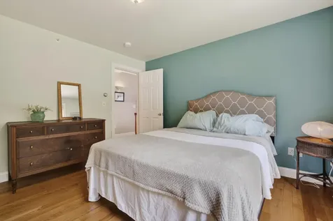 14 Summit Terrace Falmouth ME 04105