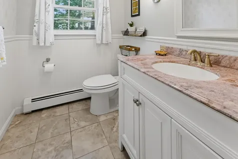 7 Pilgrim Drive Scarborough ME 04074