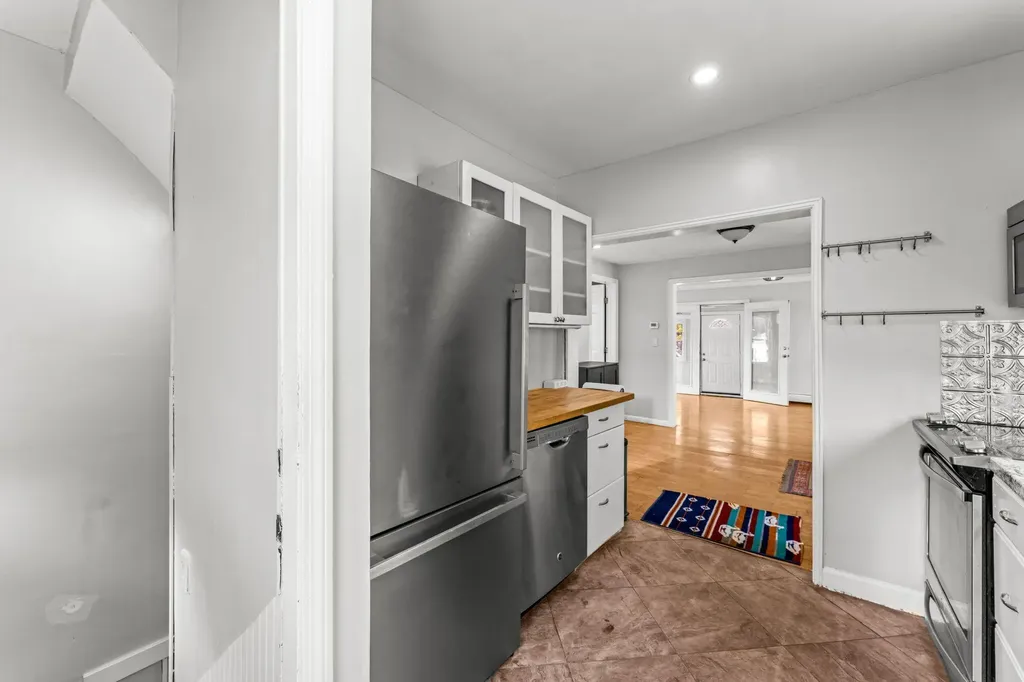 265 Lincoln Street South Portland ME 04106