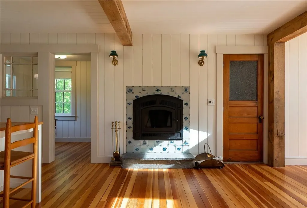 44 Ingraham Drive Owls Head ME 04854