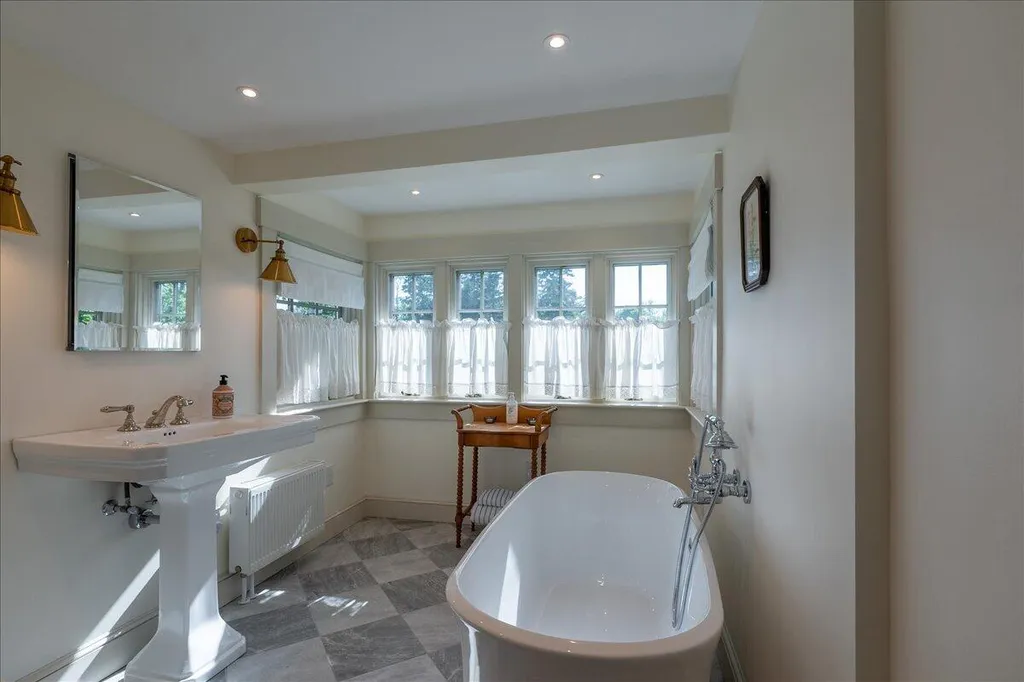 44 Ingraham Drive Owls Head ME 04854
