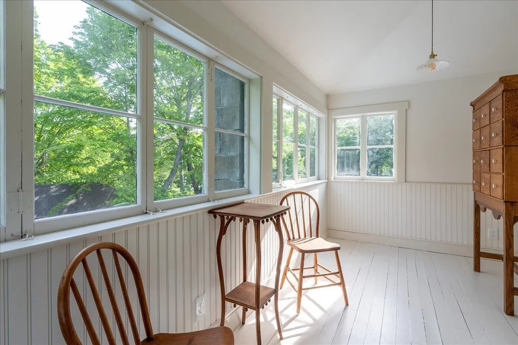 44 Ingraham Drive Owls Head ME 04854