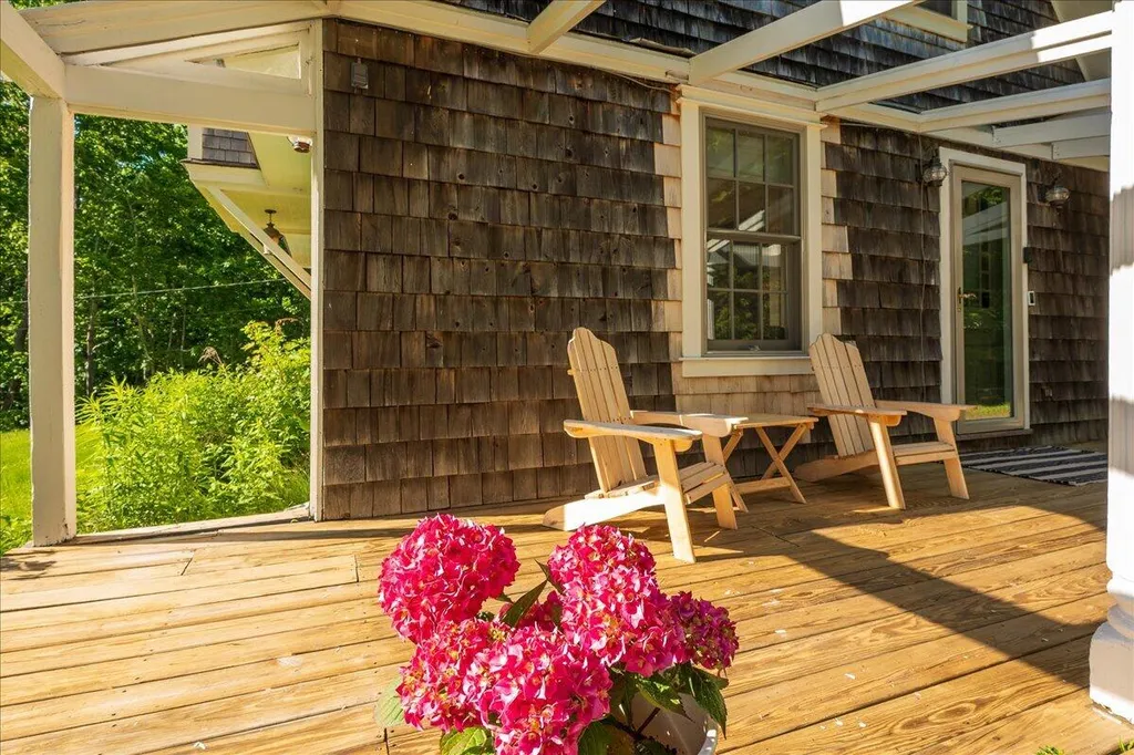 44 Ingraham Drive Owls Head ME 04854