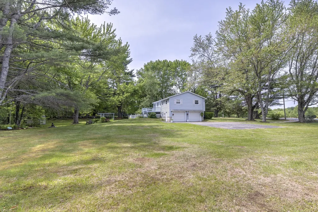 95 Raymond Hill Road Raymond ME 04071